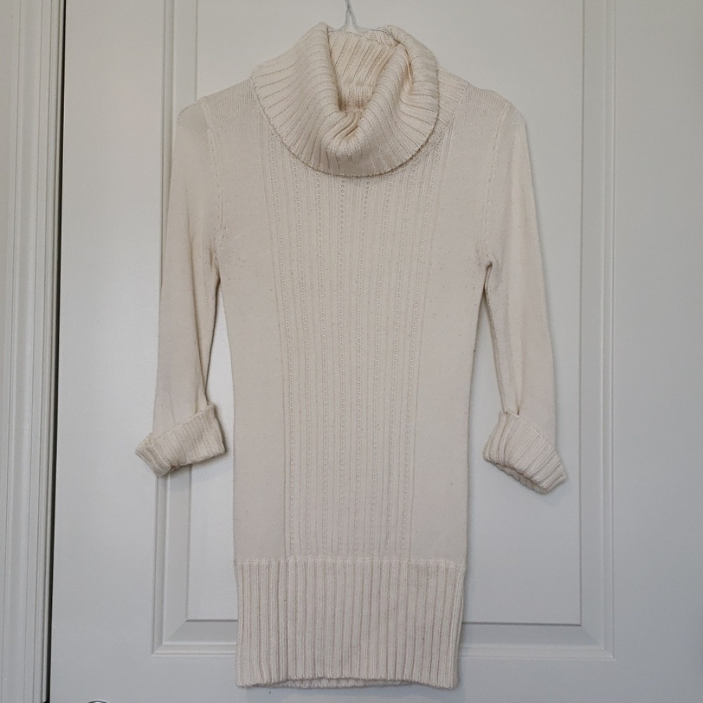 Candie's sweater